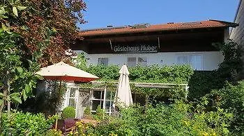 Gaestehaus Huber - Traditional Sixties Hostel Feichten 3*,